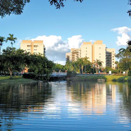 Club Wyndham Palm-Aire Hotel Pompano Beach Bagian luar foto