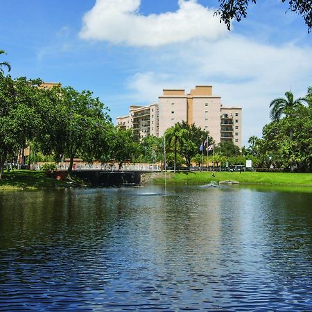 Club Wyndham Palm-Aire Hotel Pompano Beach Bagian luar foto