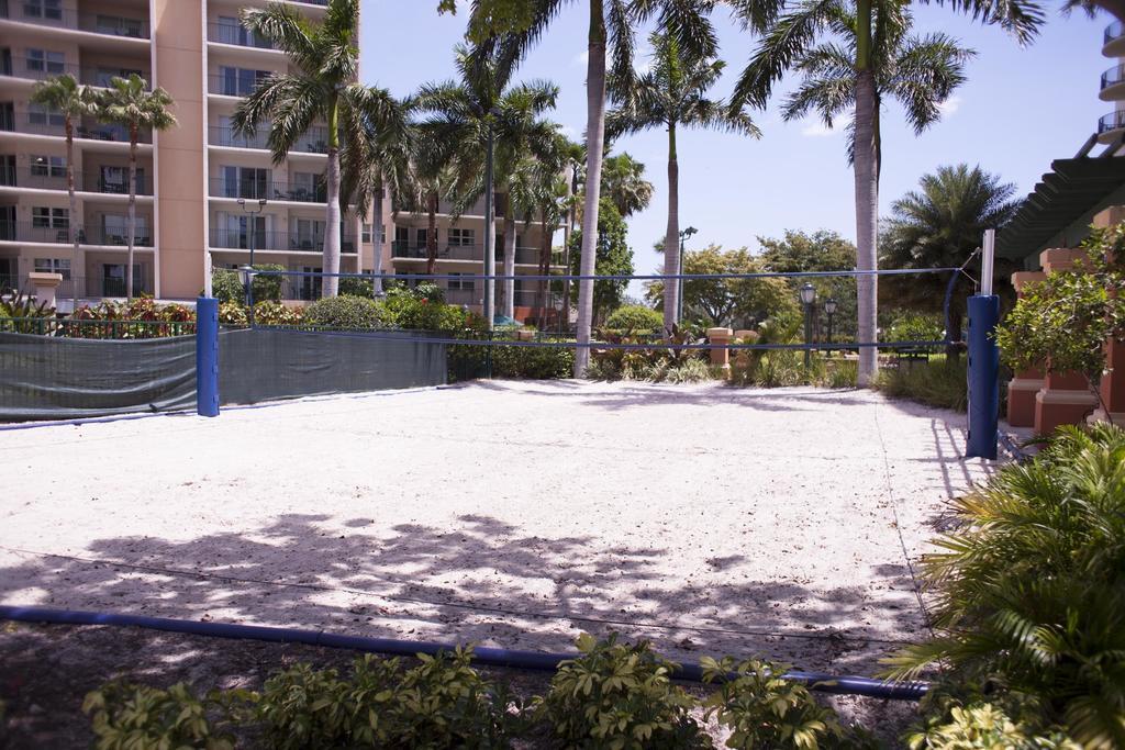 Club Wyndham Palm-Aire Hotel Pompano Beach Bagian luar foto