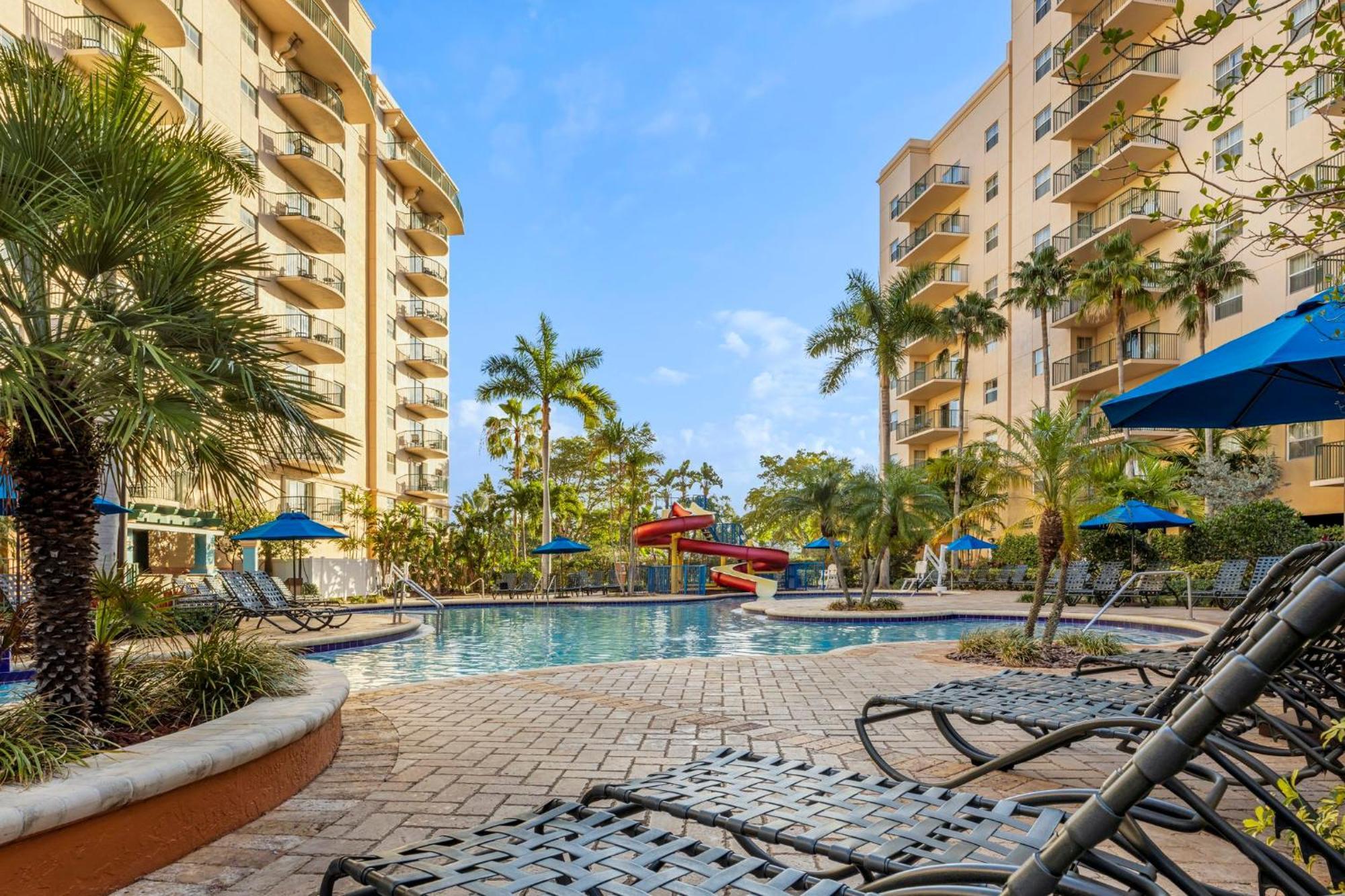 Club Wyndham Palm-Aire Hotel Pompano Beach Bagian luar foto