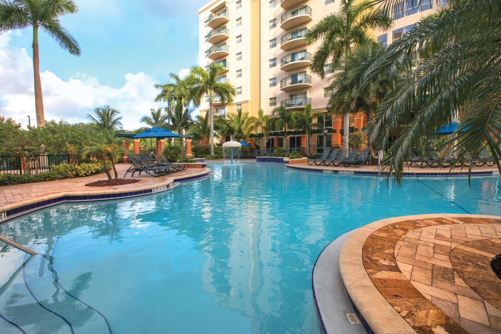 Club Wyndham Palm-Aire Hotel Pompano Beach Bagian luar foto