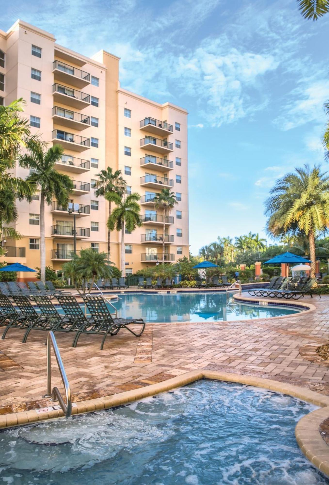 Club Wyndham Palm-Aire Hotel Pompano Beach Bagian luar foto