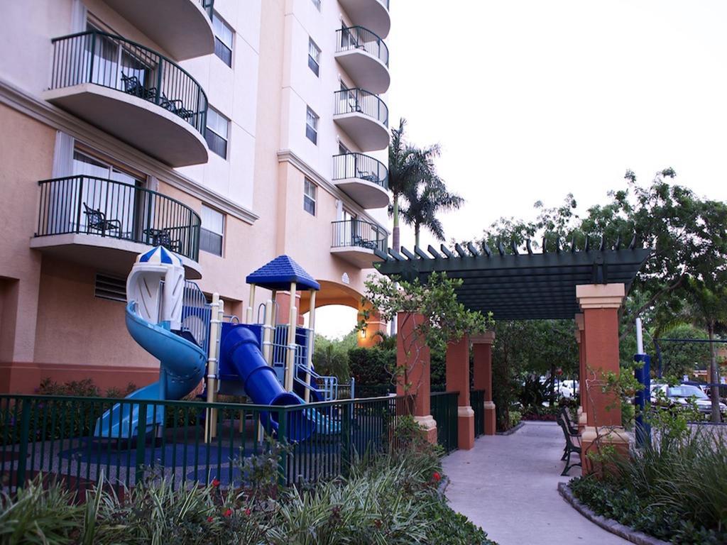 Club Wyndham Palm-Aire Hotel Pompano Beach Bagian luar foto